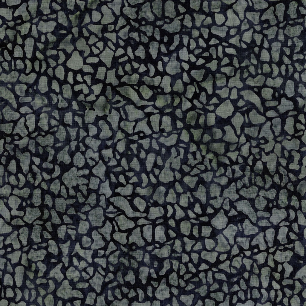 122553775 / Mosaic Black Raven