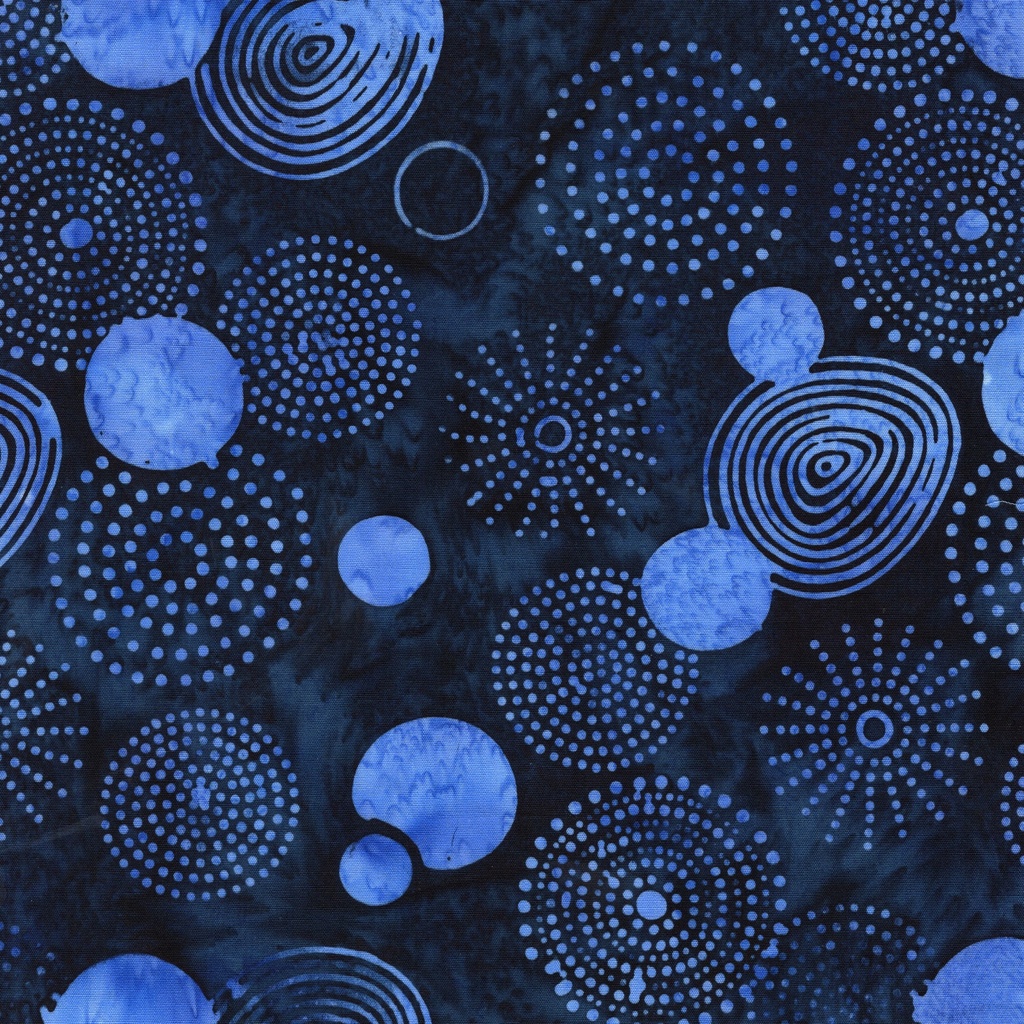 112664590 / Circle Dots-Blue Storm