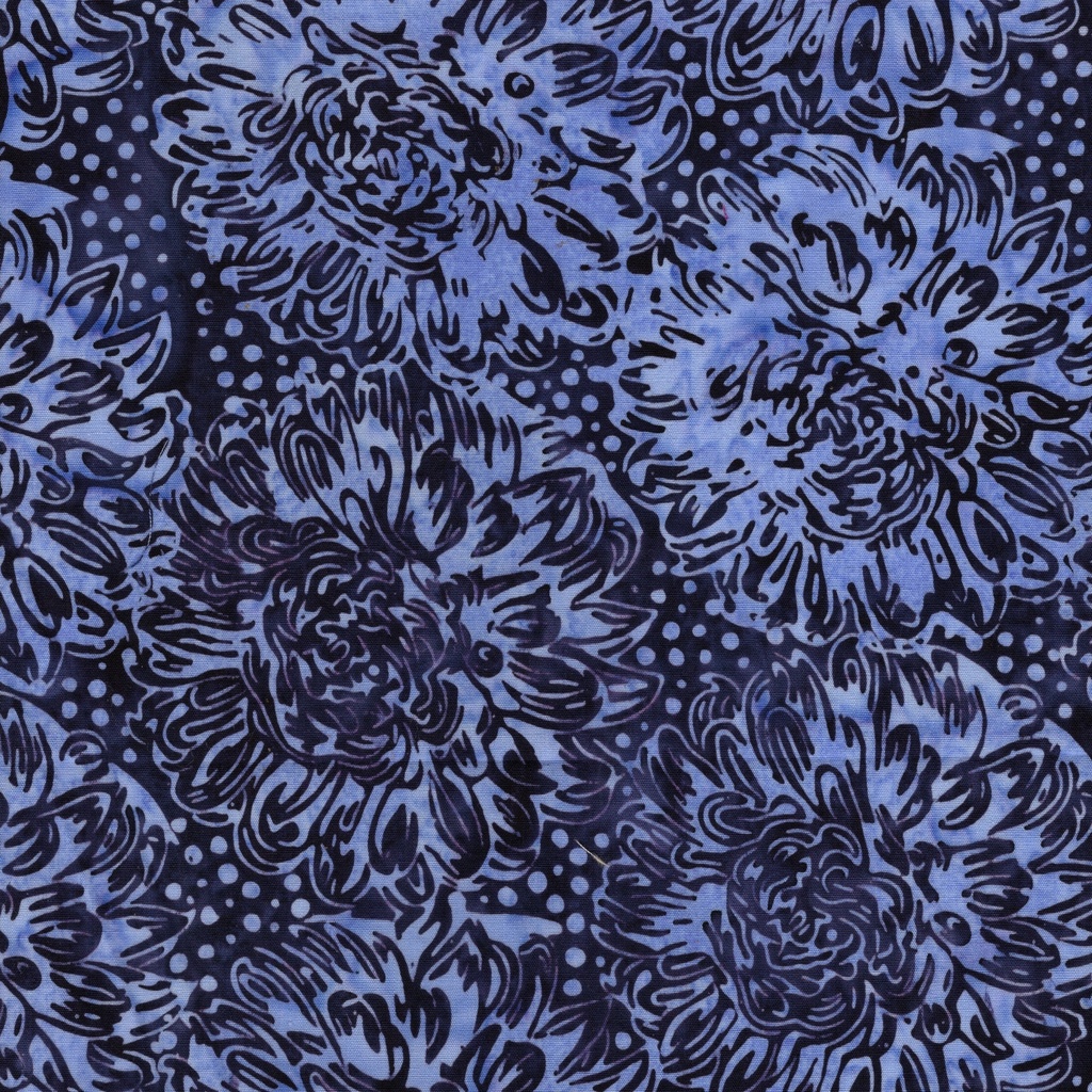 [122524455] 122524455 / Large Dahlias Purple Pansy