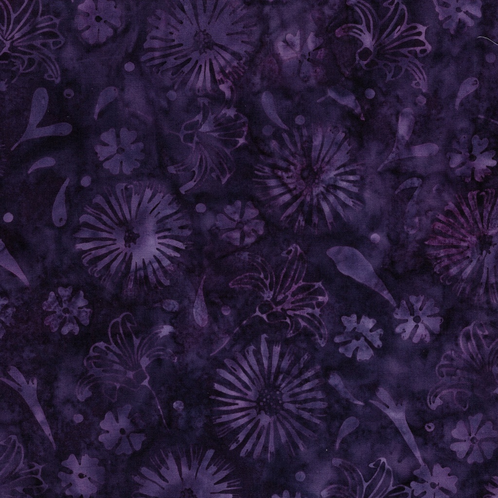 122532460 / Medium Daisies and Lillies Purple Hyacinth