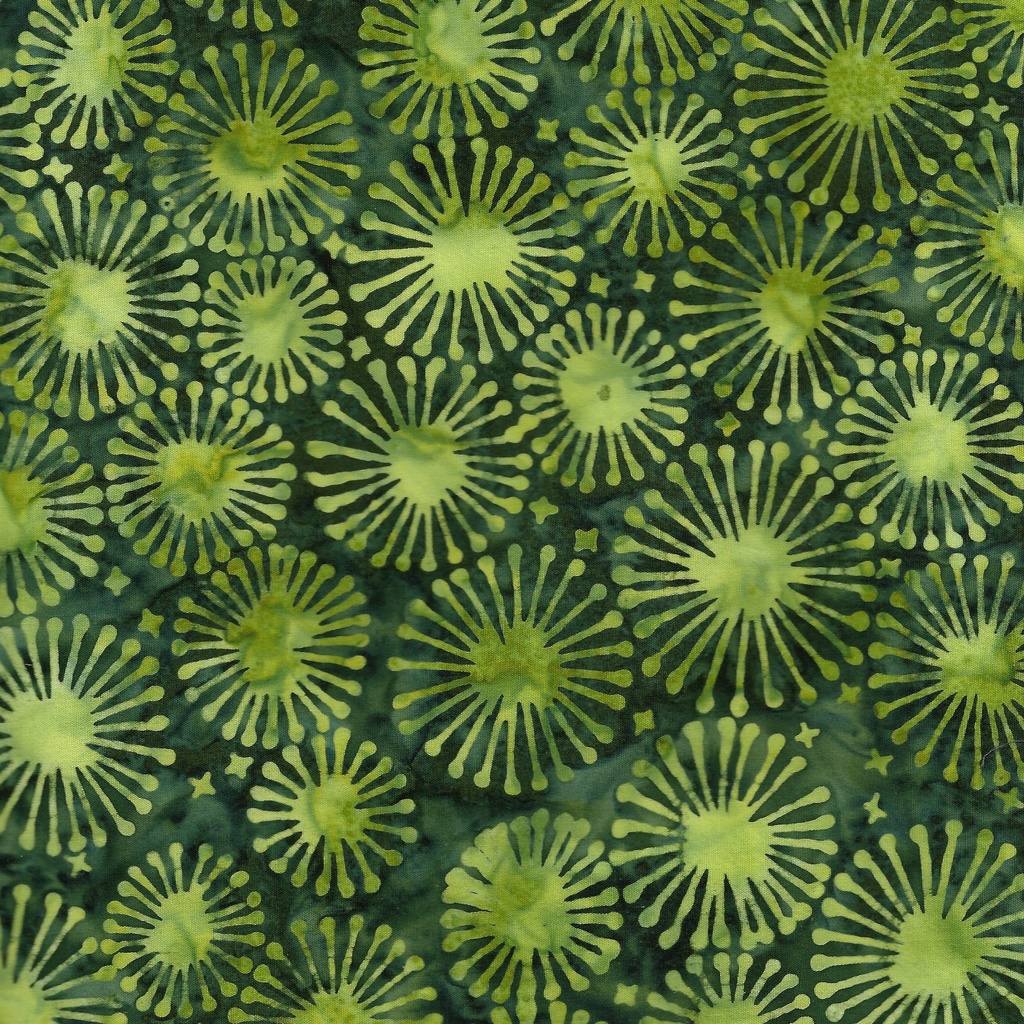 712406682 / Dandelion-Green Frog