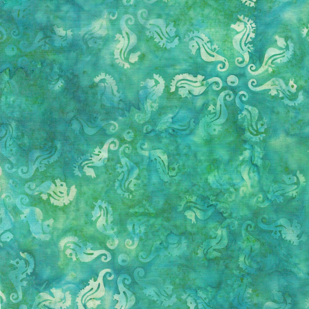 [922404970] 922404970 / Seahorse Medallion-Teal Parakeet