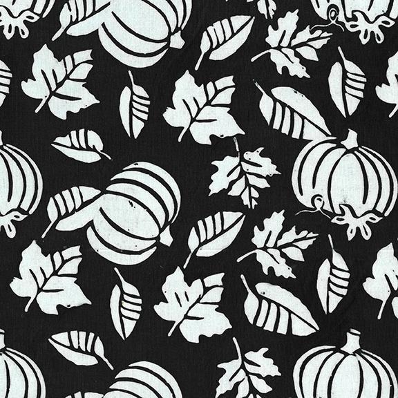 122367797 / Pumpkin Leaves-Black White